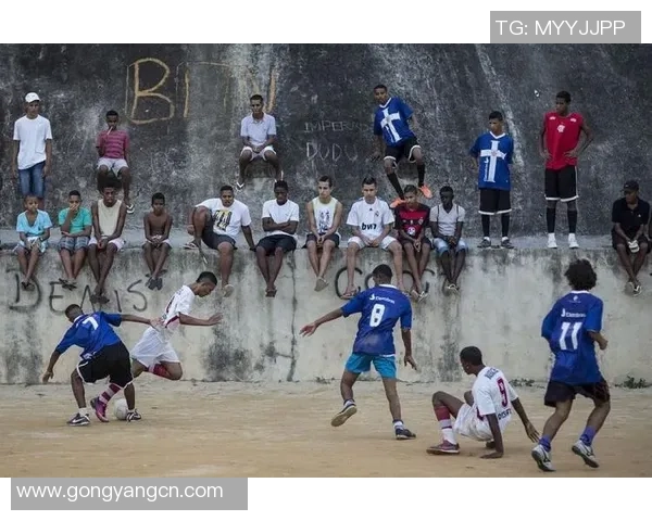 深度对话黄秀英的足球人生与梦想追逐之路